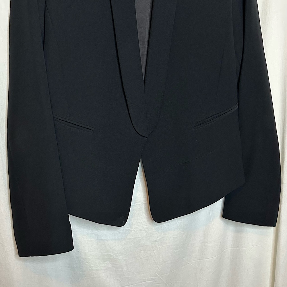 Express Deep Lapel Open Front Black Blazer | Size 8 - Picture 13 of 15